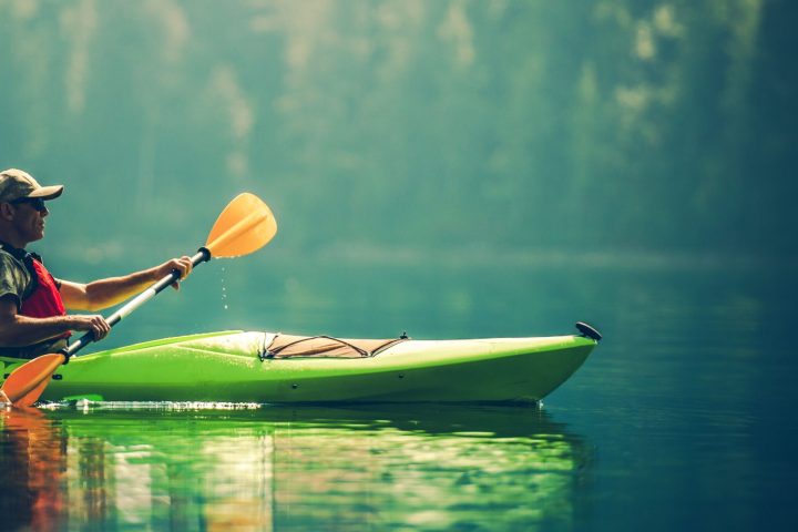 a small boat in a body of water